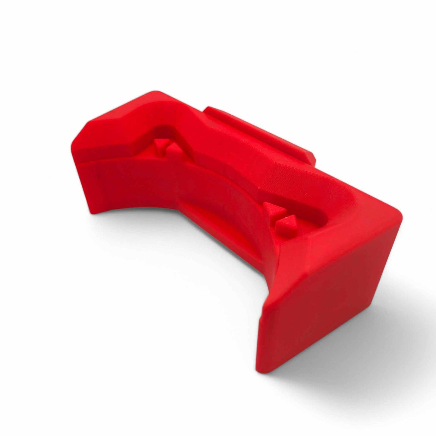 Red heavy-duty Milwaukee M18 Blower Packout mount compatible with 2724-20 and 2724-21 models, made from durable impact-resistant PETG.